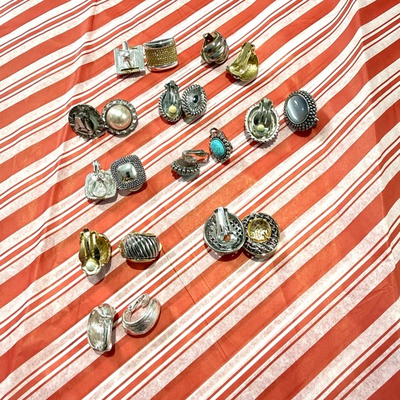 Vintage Earring Bundle of 10 pair for non pierced ears - Picture 3 of 5